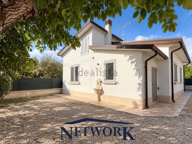 Case e ville in vendita di 110 m² in Via Solferino
