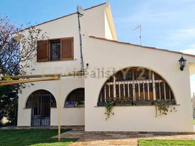 Case e ville in vendita di 110 m² in Via San Guglielmo Abate, 13
