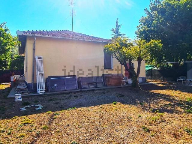 Case e ville in vendita di 110 m² in Via Ponte Romano