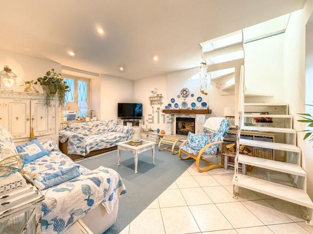Case e ville in vendita di 110 m² in Via Pacinotti, 10