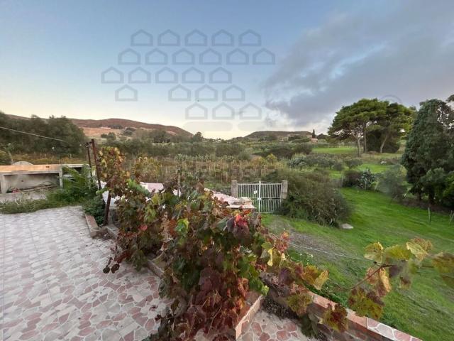 Case e ville in vendita di 110 m² in Vico Vulcano