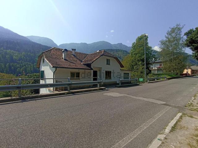 Villetta bifamiliare in vendita di 110 m² in Frazione Prato, 12