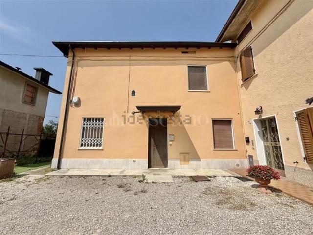 Case e ville in vendita di 110 m² in Località Massoni