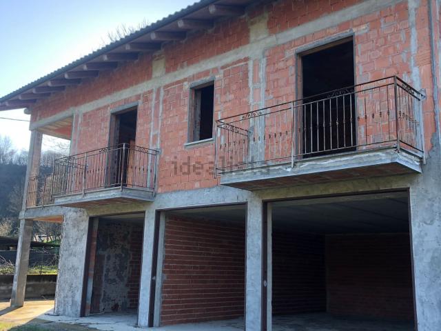 Case e ville in vendita di 110 m² in Strada Gherba