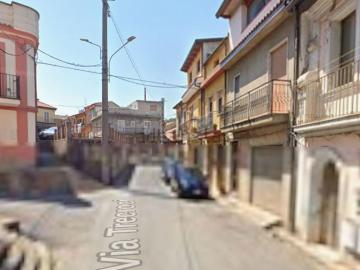 Case e ville in vendita di 111 m² in Via Trecroci