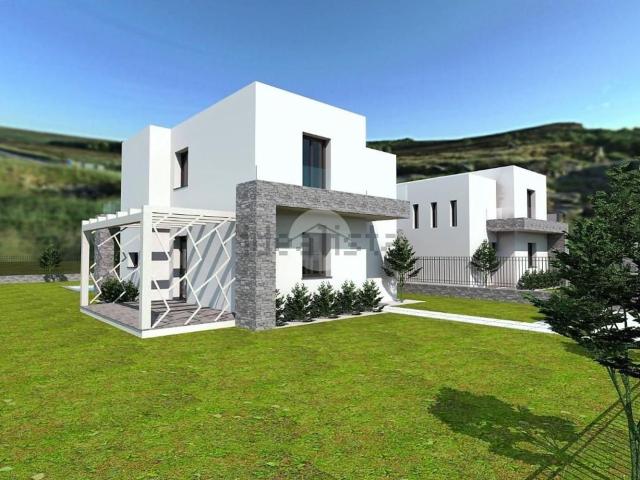 Case e ville in vendita di 150 m² in Via degli Ulivi