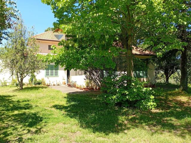 Case e ville in vendita di 112 m² in Via Montelaguardia, 15