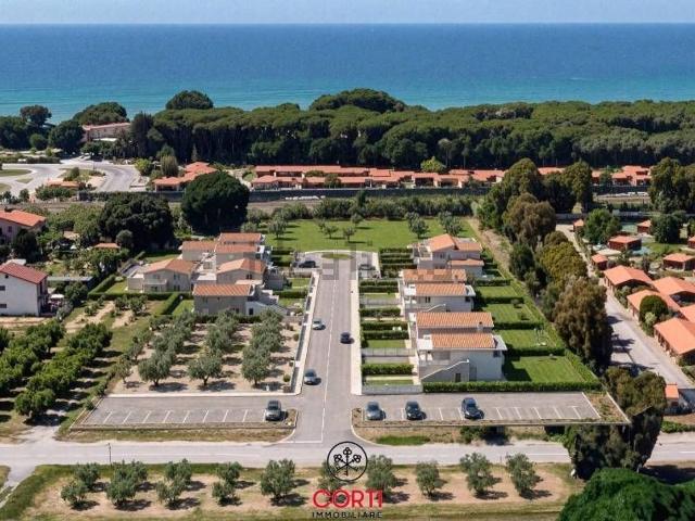 Case e ville in vendita di 113 m² in Via Isole Eolie