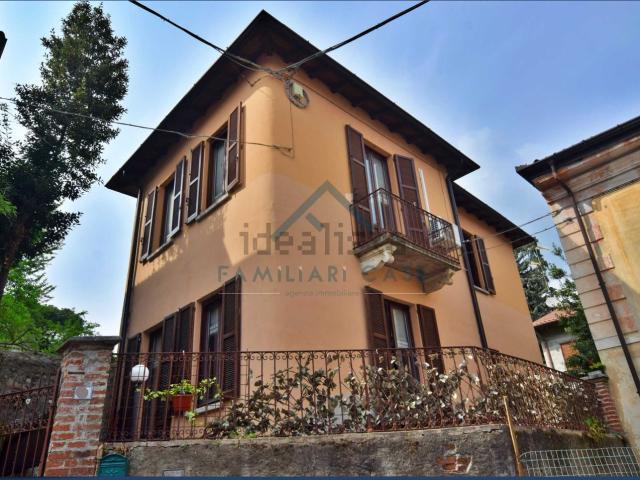 Case e ville in vendita di 113 m² in Via Roma