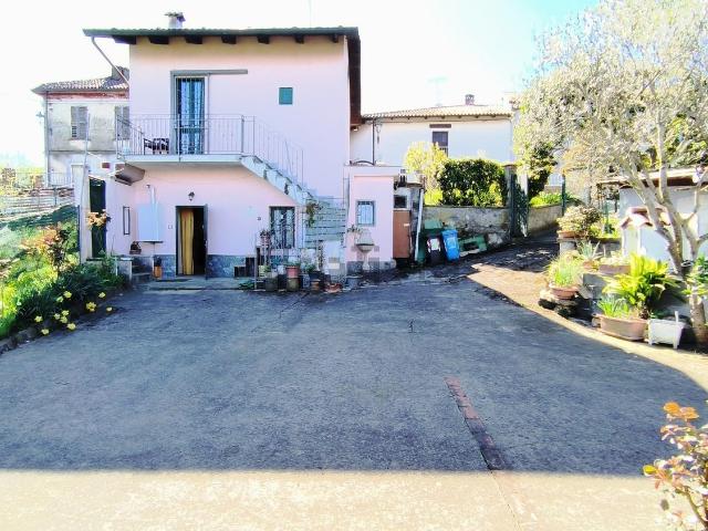 Case e ville in vendita di 114 m² in Via La Pietra