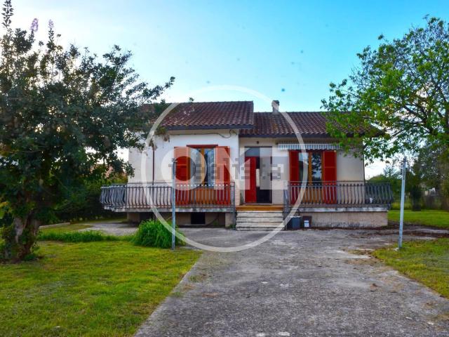 Case e ville in vendita di 114 m² in Via San Cataldo, 39