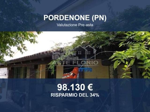 Case e ville in vendita di 114 m² in Via Vallenoncello
