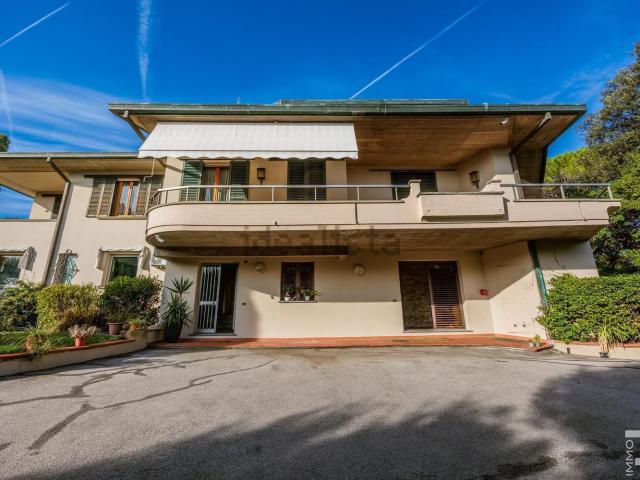 Case e ville in vendita di 1150 m² in Via del Granaio