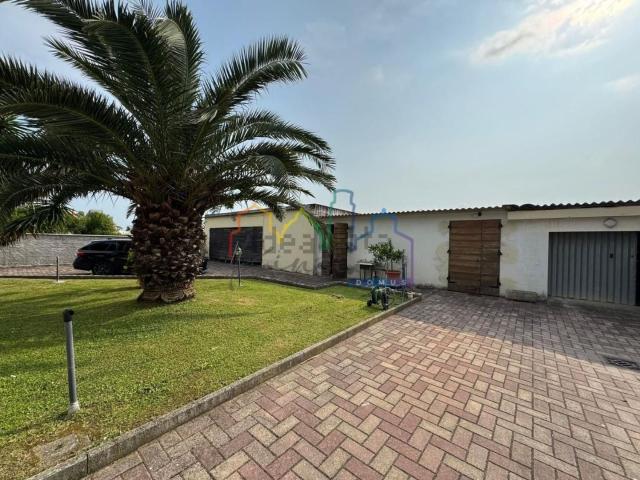 Case e ville in vendita di 115 m²