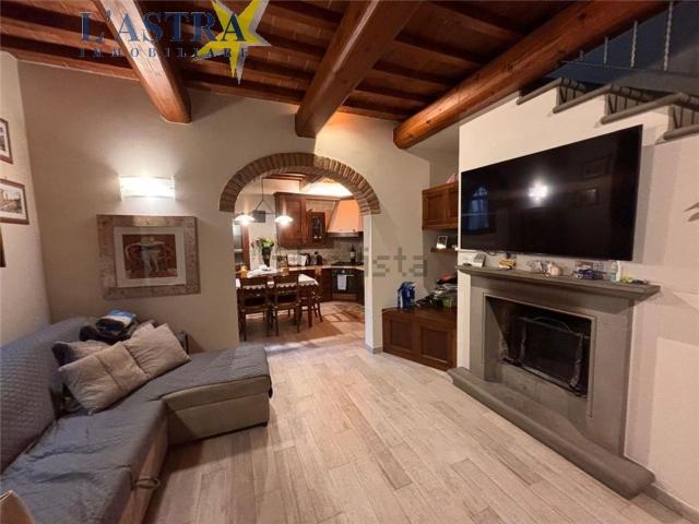 Case e ville in vendita di 115 m² in Via della Forra