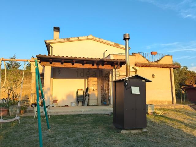 Case e ville in vendita di 115 m² in Via Peppino Impastato, 1