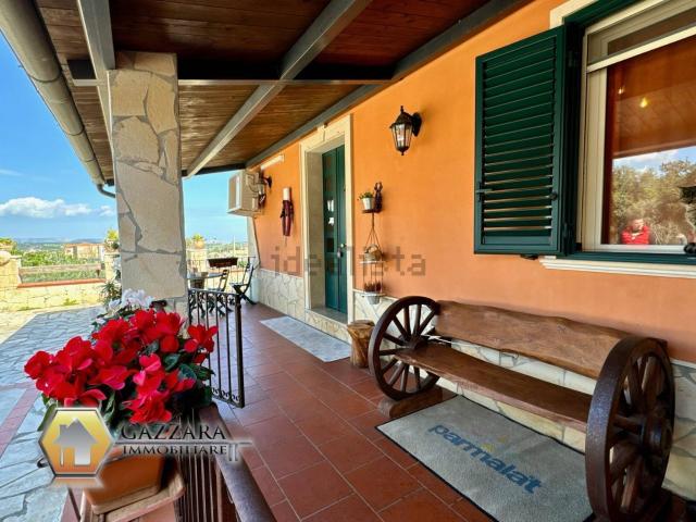 Case e ville in vendita di 115 m² in Contrada Bosco di Sopra
