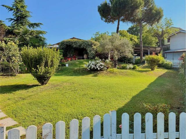 Case e ville in vendita di 115 m² in Strada Provinciale 120