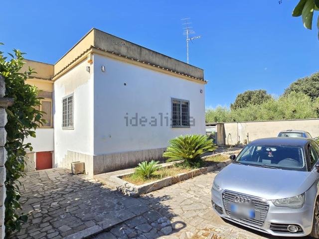 Case e ville in vendita di 116 m² in Via Monte Erice