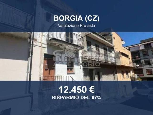 Case e ville in vendita di 117 m² in Via Benedetto Croce, 8