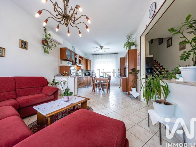Case e ville in vendita di 117 m² in Via delle Anime, 11