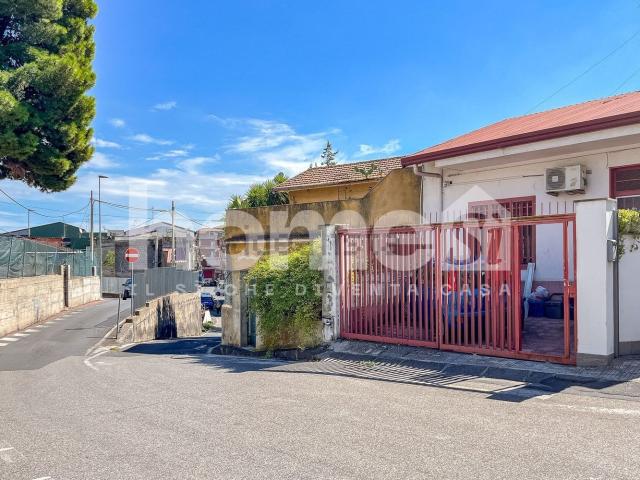 Case e ville in vendita di 118 m² in Via San Rocco Vecchio, 3