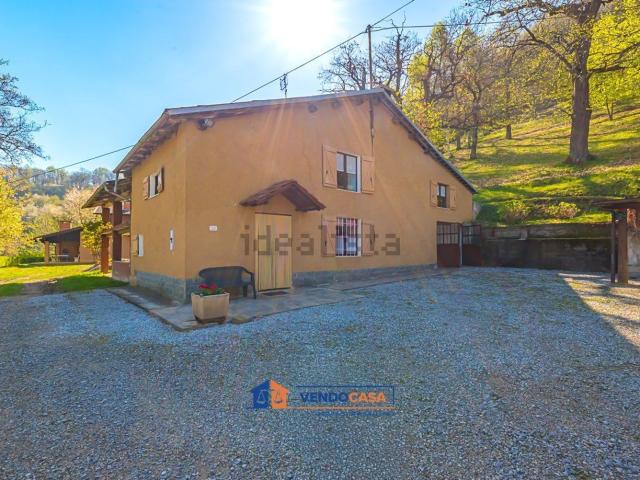 Case e ville in vendita di 118 m² in Via Prato Francia, 65