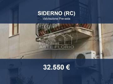 Case e ville in vendita di 118 m² in Via Verga, 19