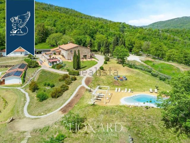 Case e ville in vendita di 1190 m²