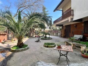 Case e ville in vendita di 119 m² in Via delle Querce