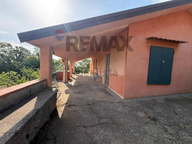 Case e ville in vendita di 119 m² in Contrada Principato Bosco