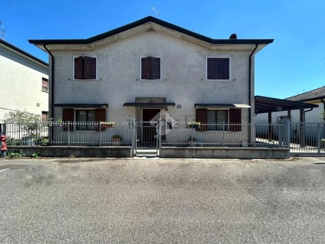 Case e ville in vendita di 120 m²