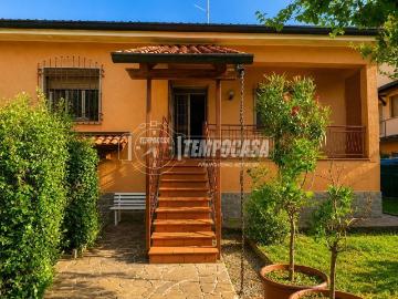Case e ville in vendita di 120 m²