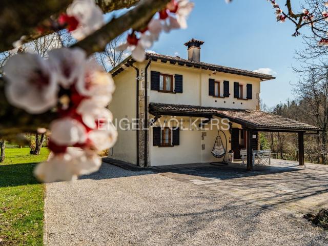 Case e ville in vendita di 120 m² in Via Costa de Val