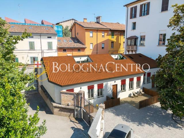 Case e ville in vendita di 120 m² in Via Antonio Bertoloni