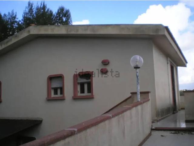 Case e ville in vendita di 120 m² in Via Andreoli