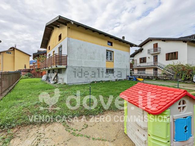 Case e ville in vendita di 120 m² in Via Abate Antonio Carestia, 12