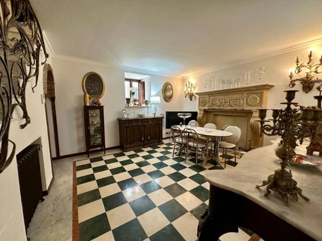 Case e ville in vendita di 120 m² in Via dei Cappuccini, 4