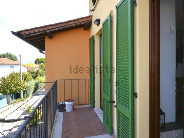 Case e ville in vendita di 120 m² in Via della Fratellanza