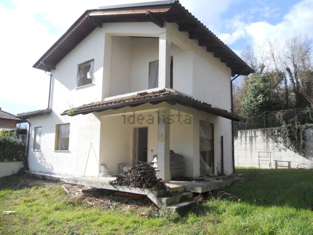 Case e ville in vendita di 120 m² in Via Fonte Ciofani