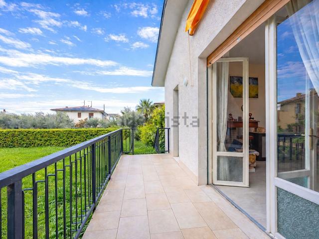 Case e ville in vendita di 120 m² in Via Oliveto
