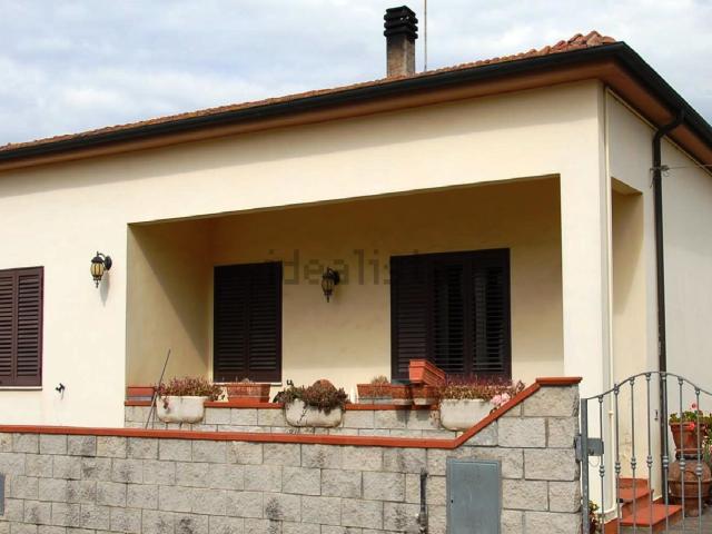 Case e ville in vendita di 120 m² in Via Molini di Fondo