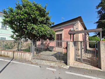 Case e ville in vendita di 120 m² in Via Solferino