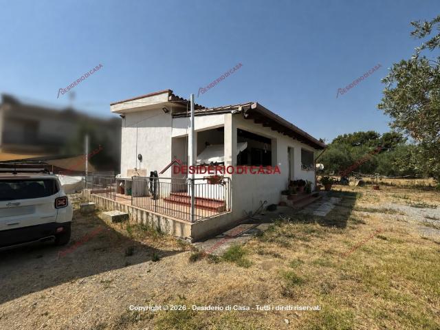 Case e ville in vendita di 120 m² in Contrada Accia, 2
