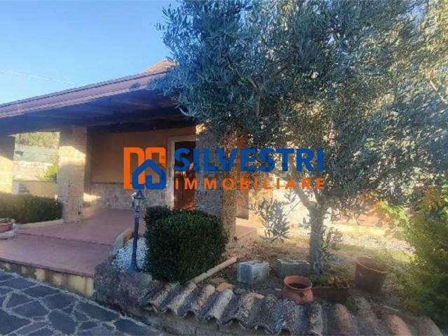 Case e ville in vendita di 120 m² in Contrada Saglieta