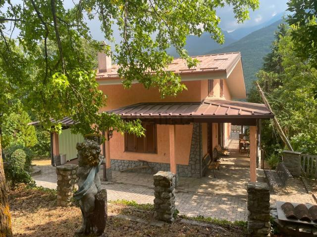 Case e ville in vendita di 120 m² in Frazione San Giuseppe, 11