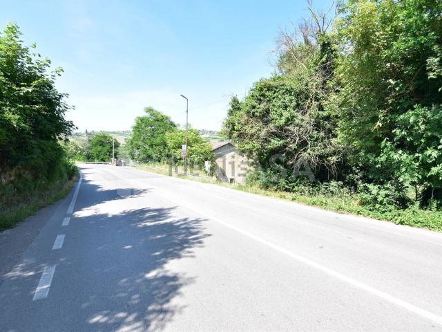 Case e ville in vendita di 120 m² in Località Ponte Zeza