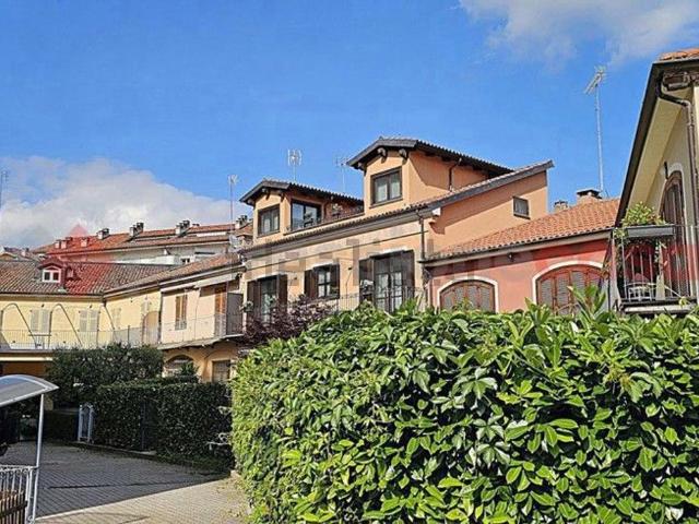 Case e ville in vendita di 120 m² in Piazza Solferino, 1