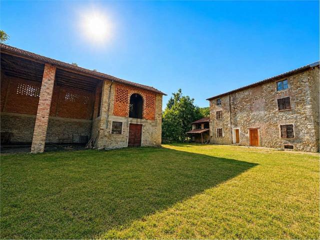 Case e ville in vendita di 120 m² in Strada Provinciale 125