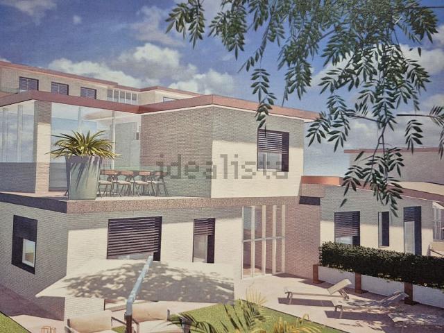 Case e ville in vendita di 121 m² in Via Don Luigi Viganò